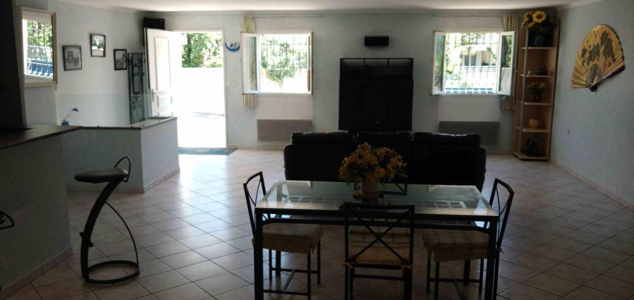 Appartement Pied à Terre 11° *